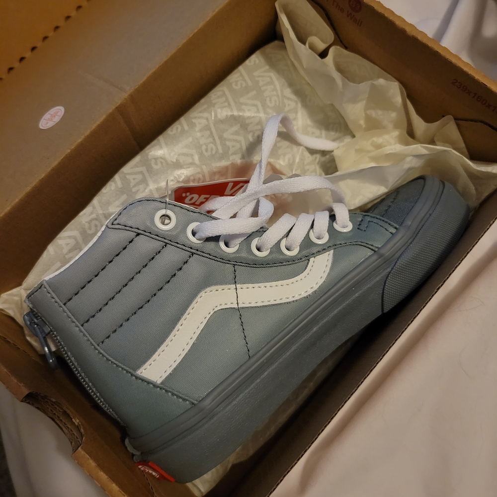 NWT Kids Vans Grey High-Top Sneakers
